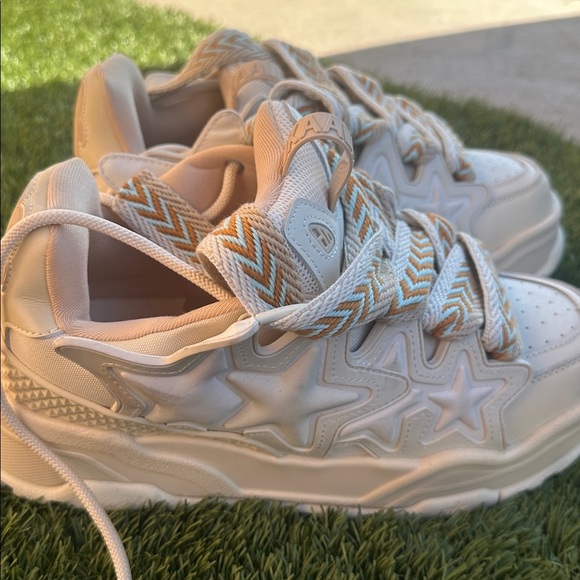 KAALIXTO丨Cream Bread Shoes Size Women’s 10 - Picture 5 of 6